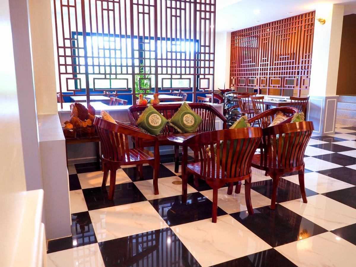 Usabai Riverside Boutique Hotel Chanthaburi Esterno foto