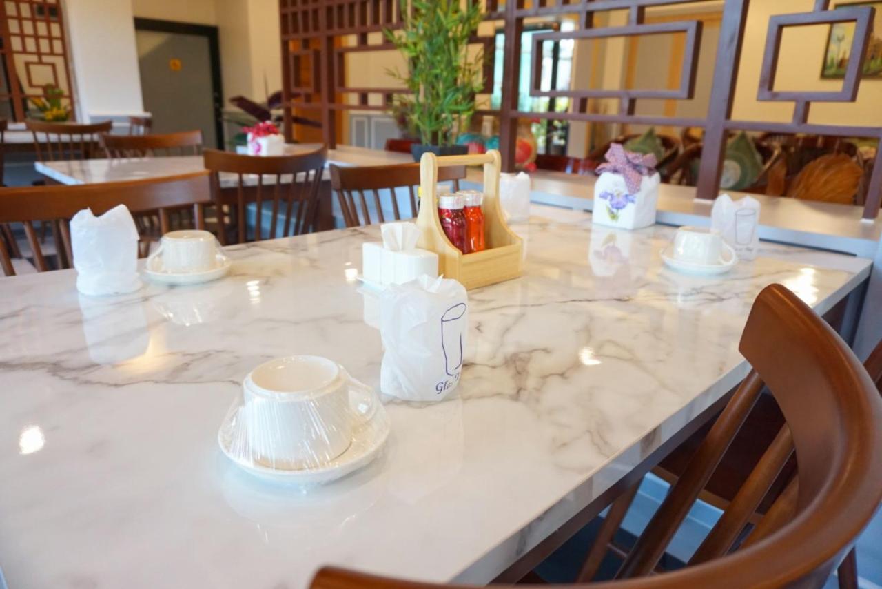Usabai Riverside Boutique Hotel Chanthaburi Esterno foto