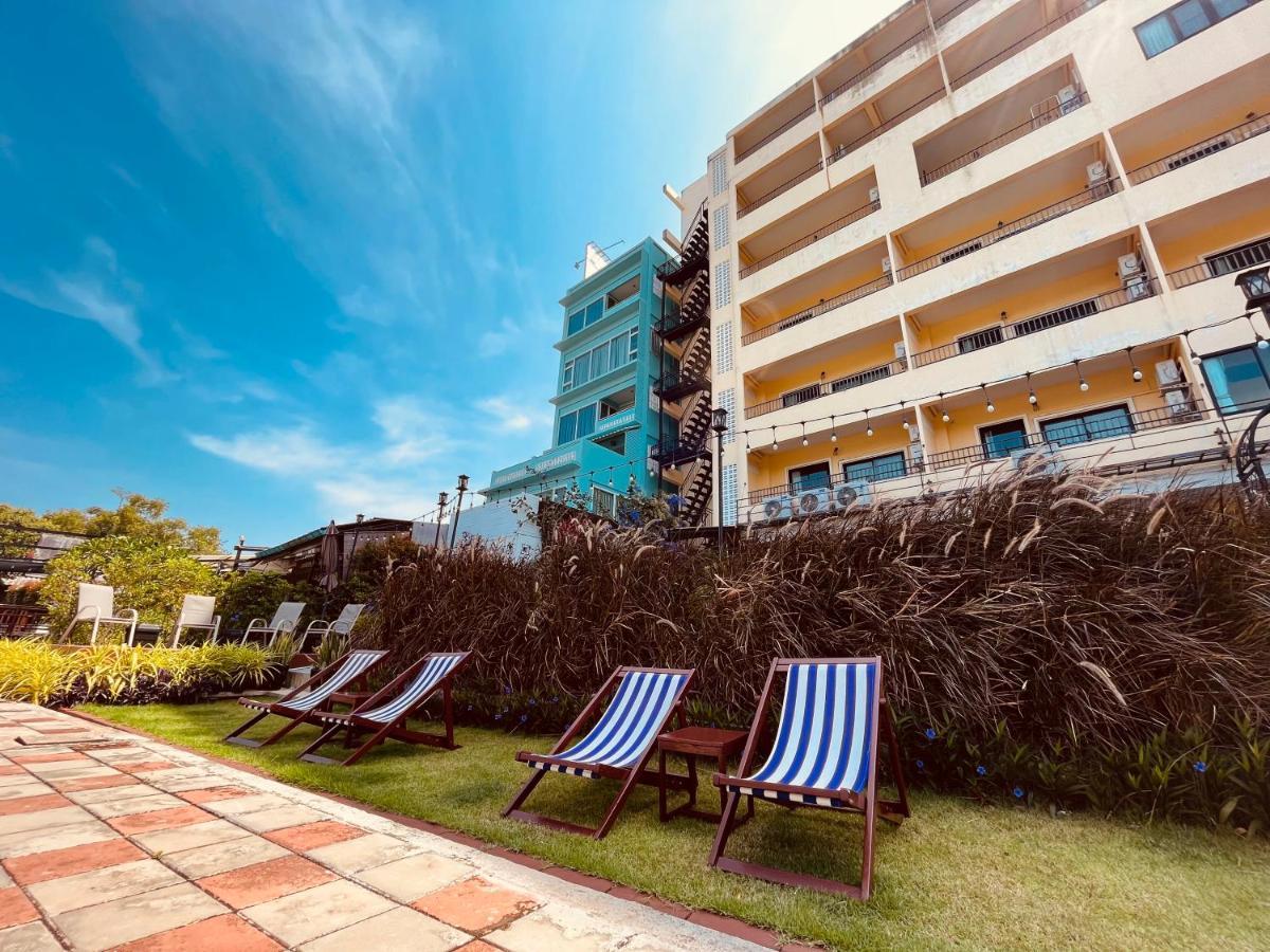 Usabai Riverside Boutique Hotel Chanthaburi Esterno foto