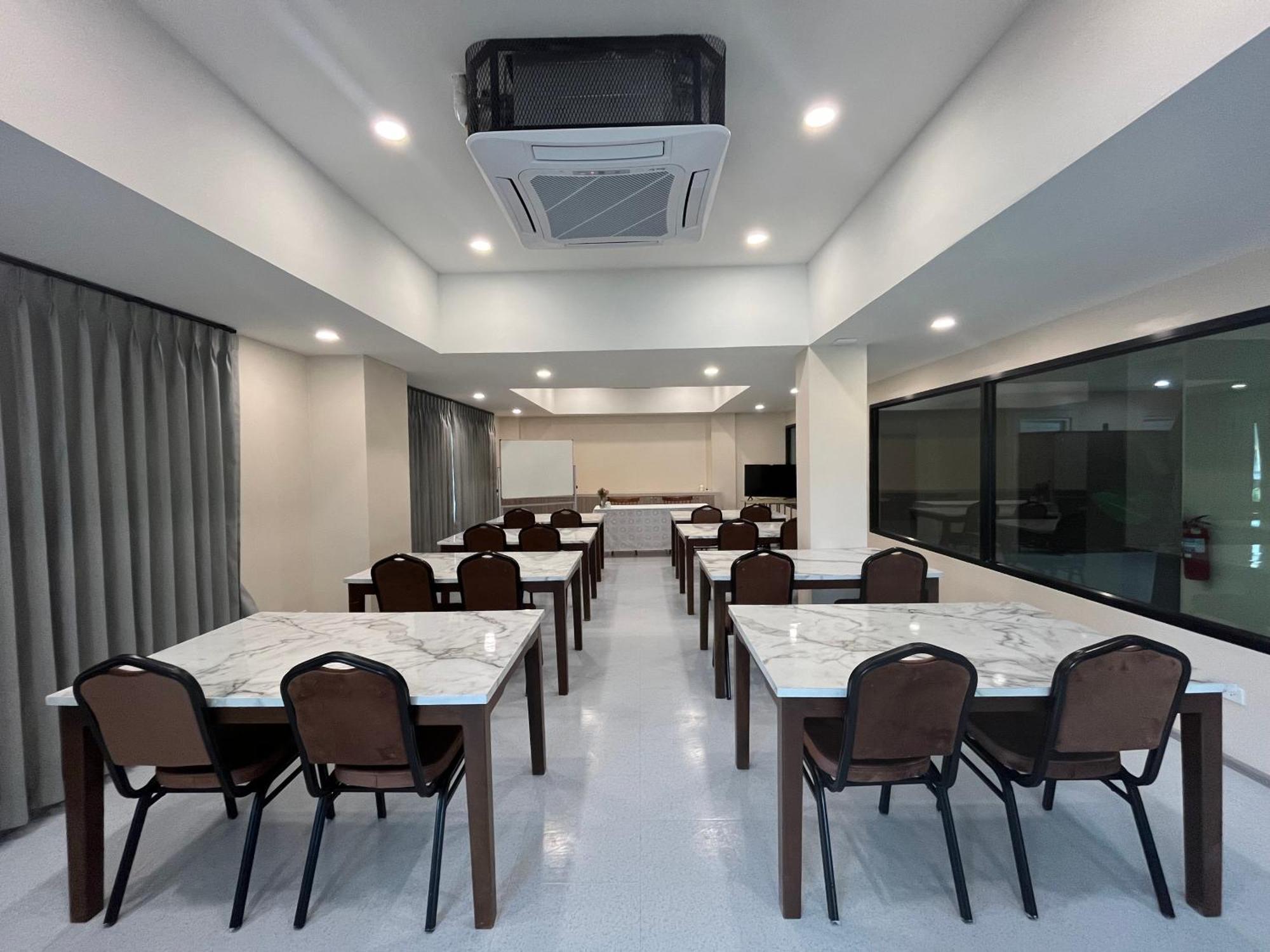 Usabai Riverside Boutique Hotel Chanthaburi Esterno foto