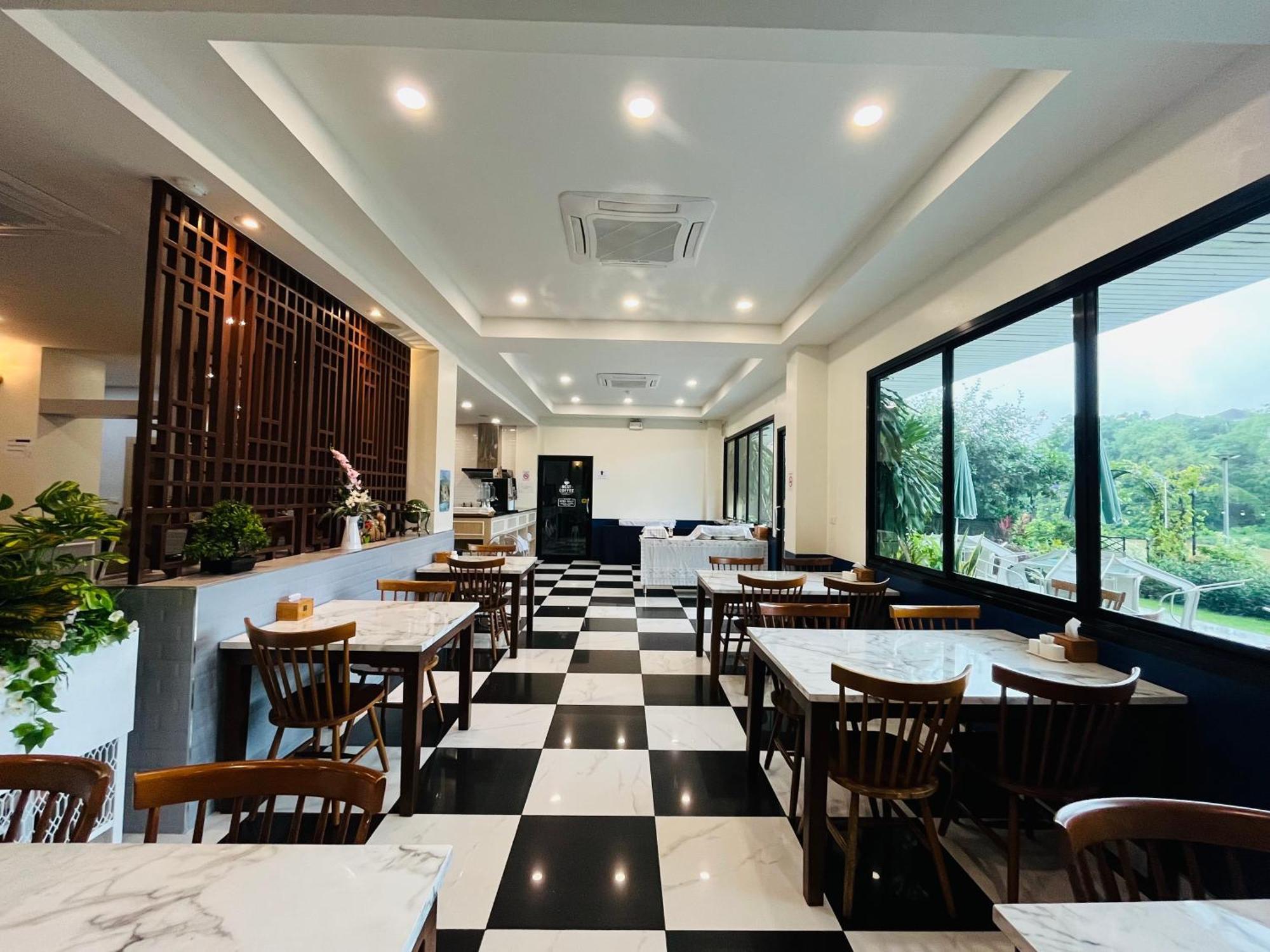 Usabai Riverside Boutique Hotel Chanthaburi Esterno foto