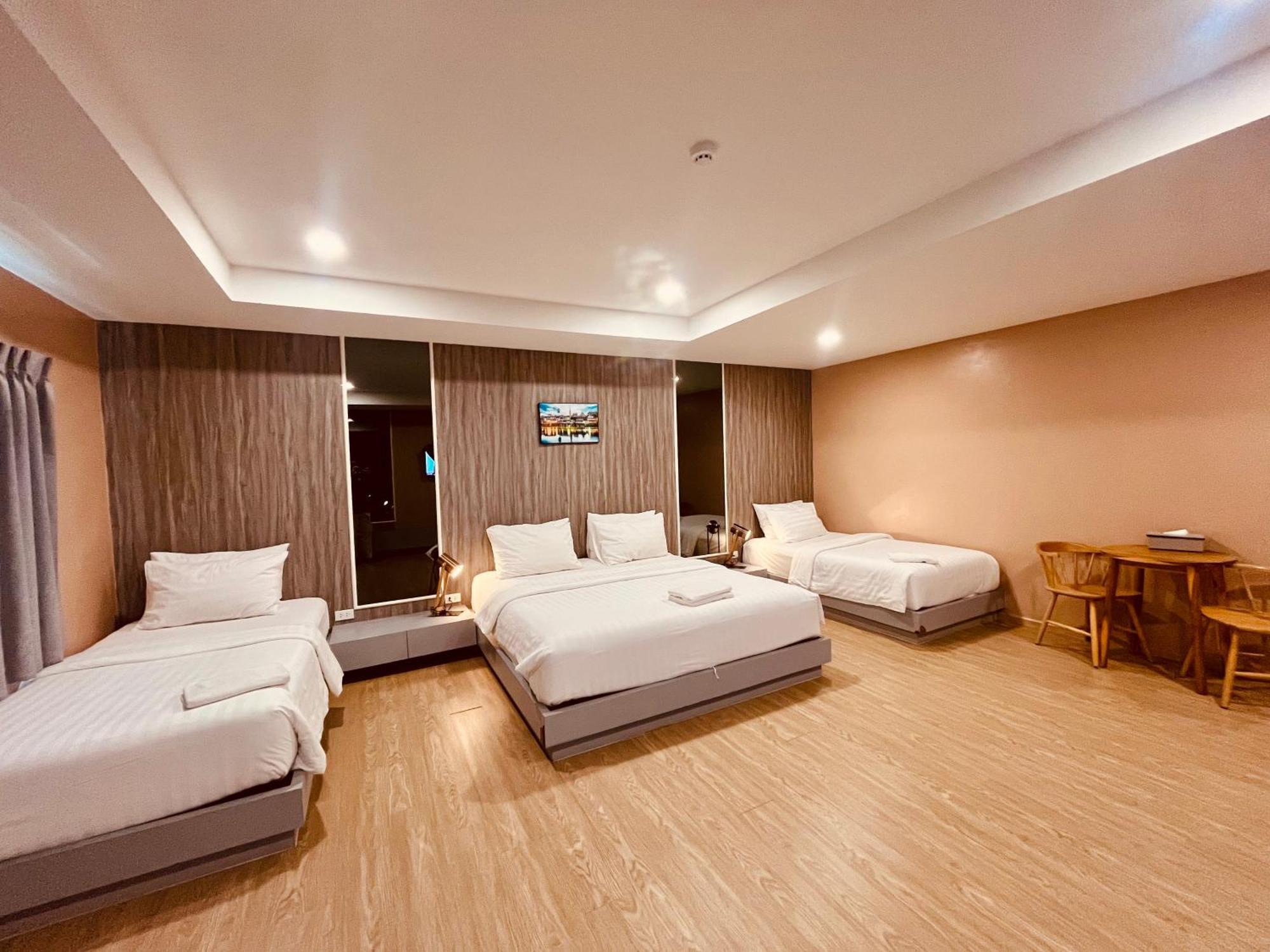 Usabai Riverside Boutique Hotel Chanthaburi Esterno foto